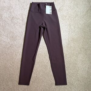 NWT Wilo The Label (sold out) Leggings